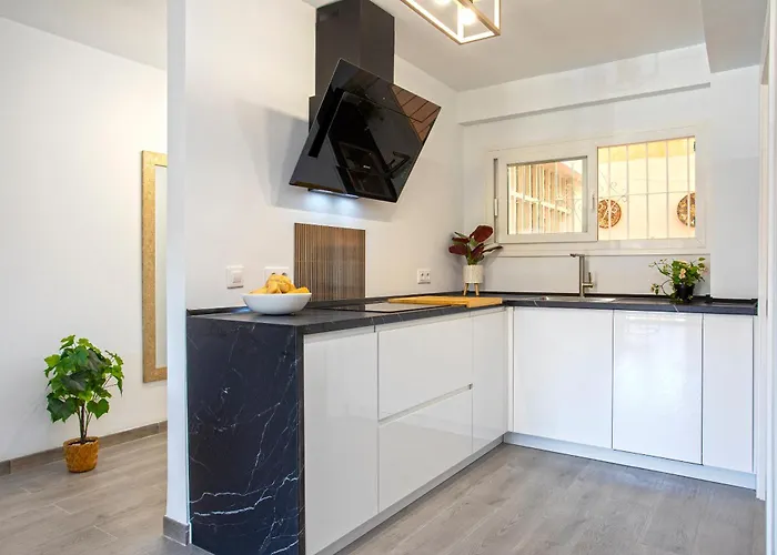 Soho & Terraza & Playa Apartment *